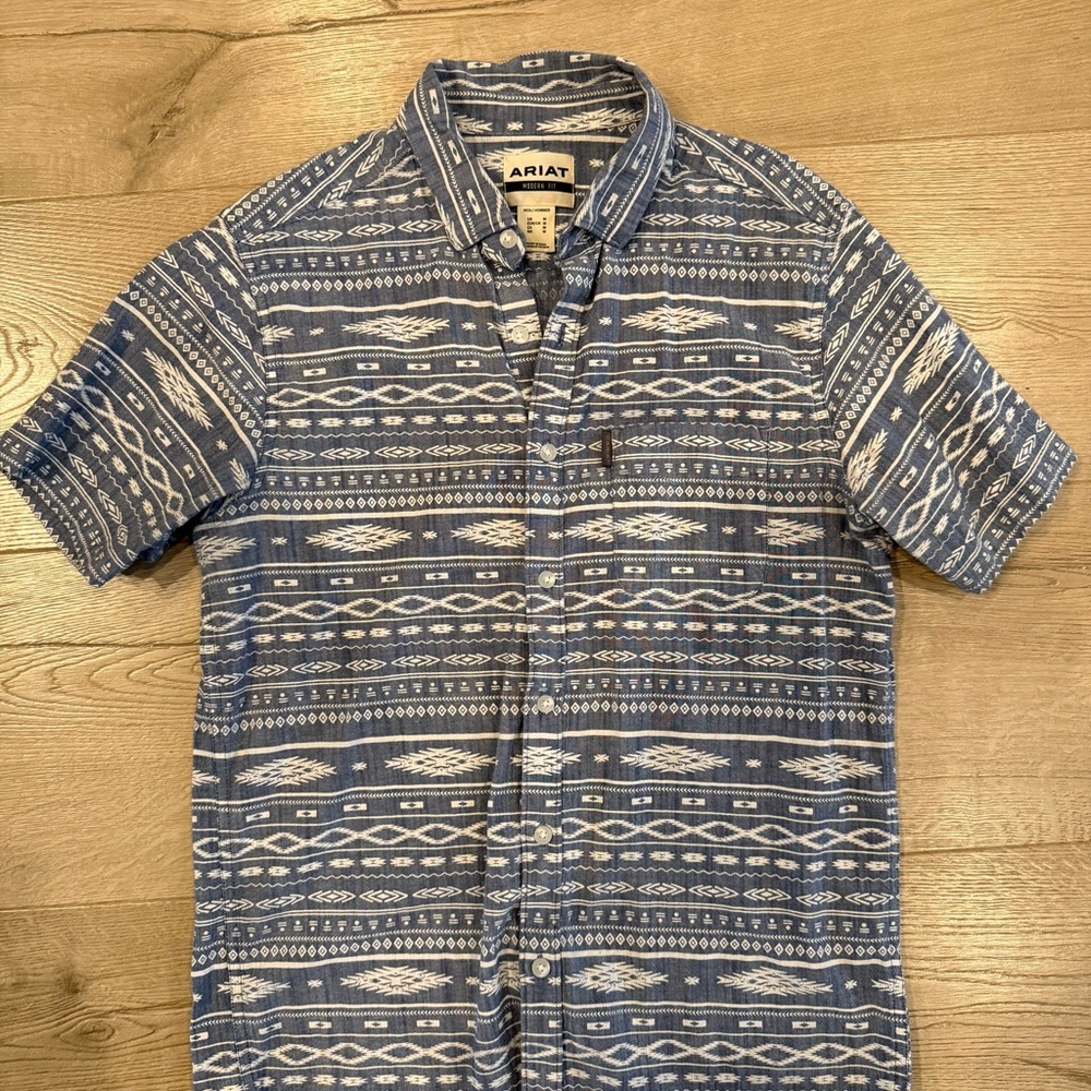 Ariat Men's Blue Geometric Button Down Shirt